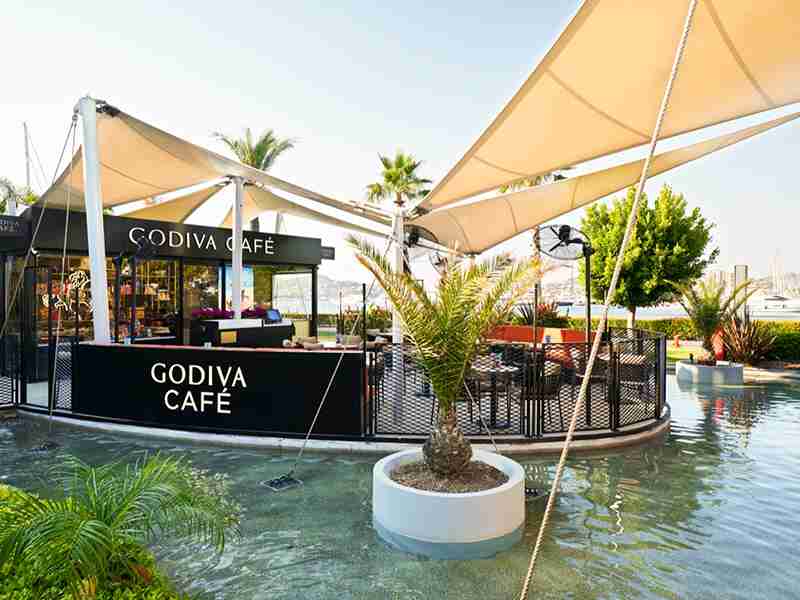 Godiva cafe Bodrm'da açıldı