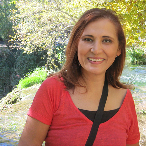 Emine Akca
